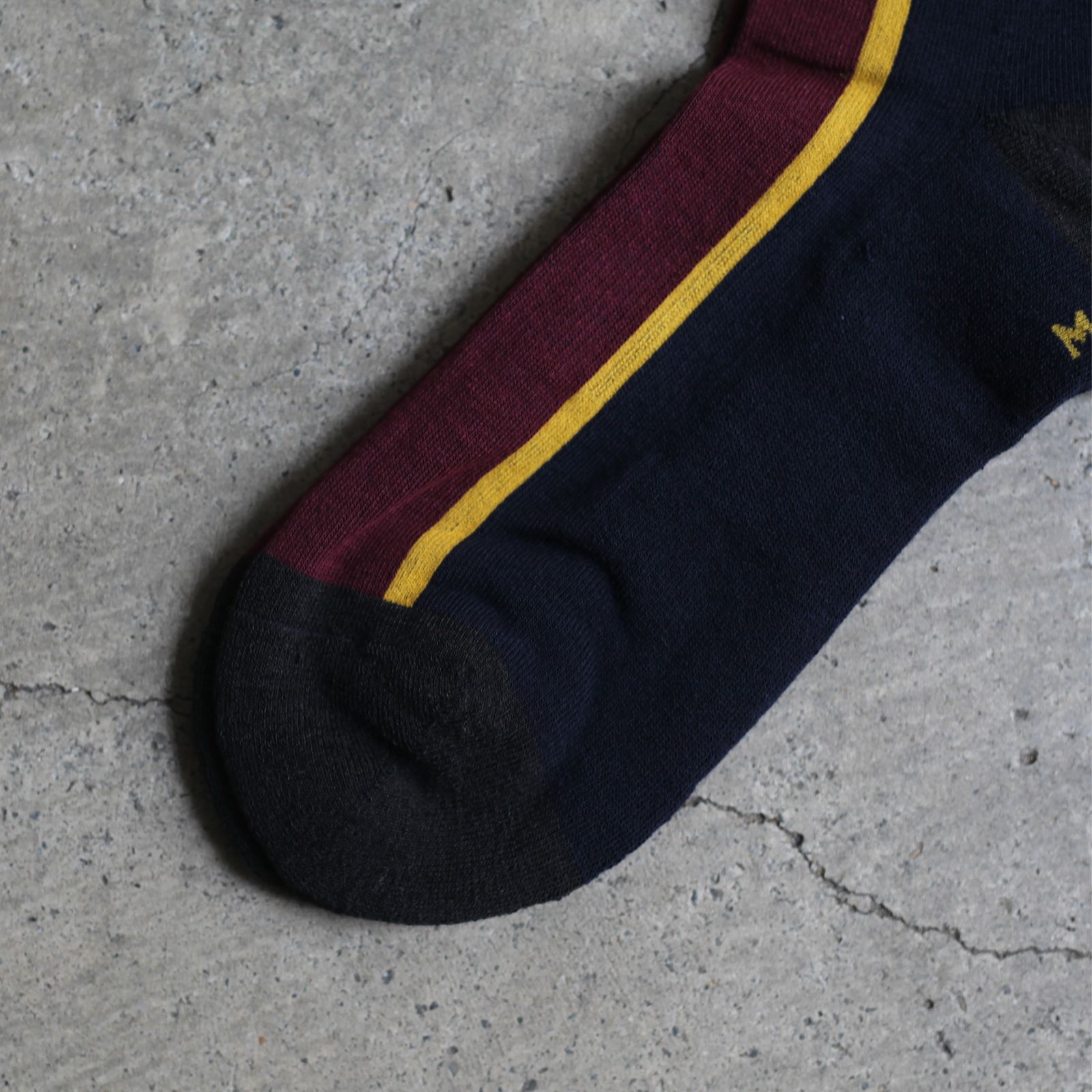 【残りわずか】Center Line Socks