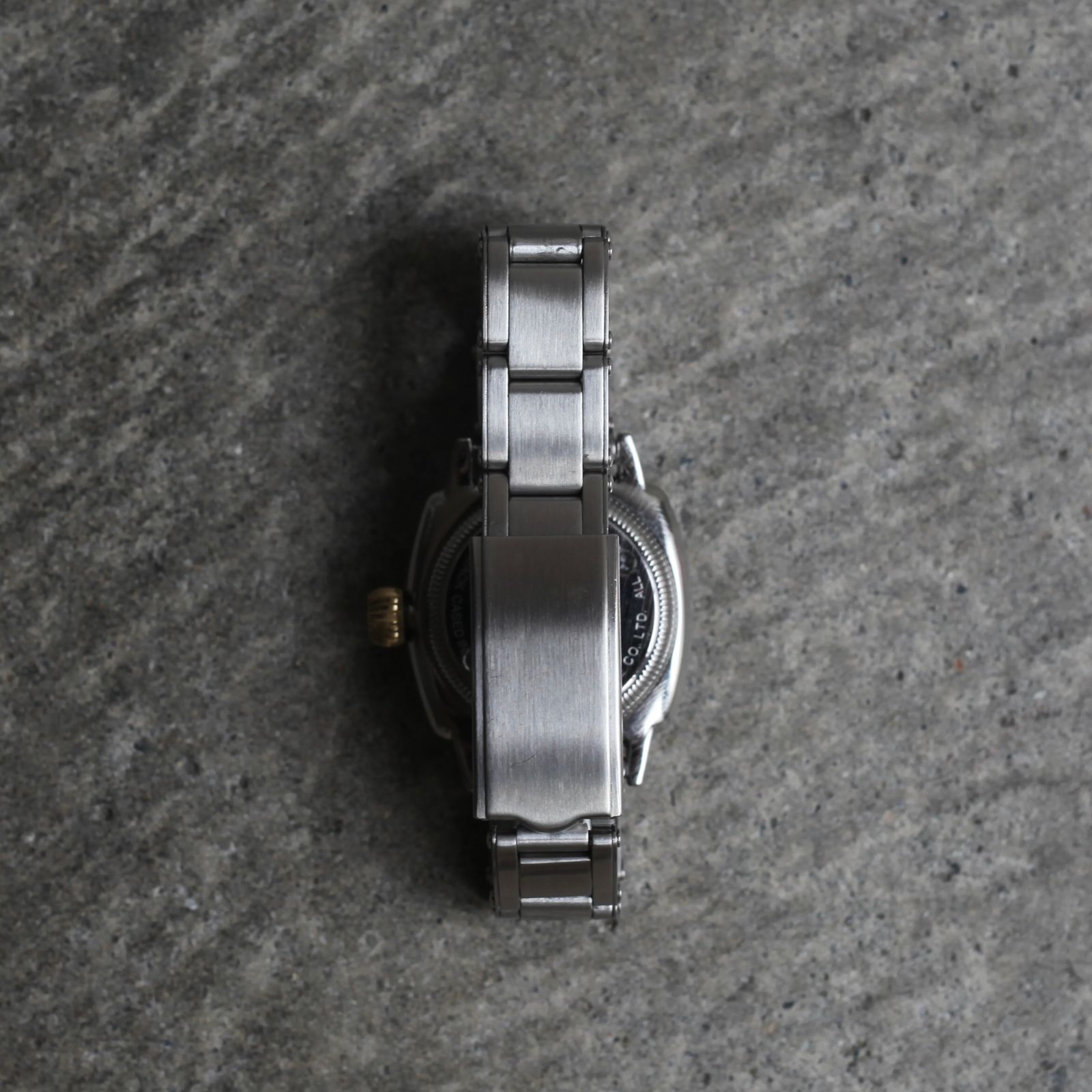 【残り一点】Coussin Early Stainless Rivet Belt(WOMEN/SILVER)
