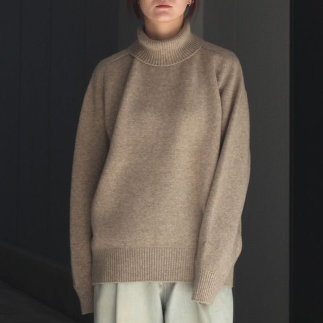 【残り一点】Extra Fine Wool Warm Knit Turtle Neck LS