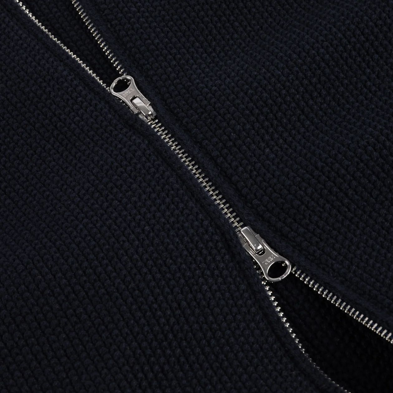 【残り一点】Knitted Pique Zip Sweater