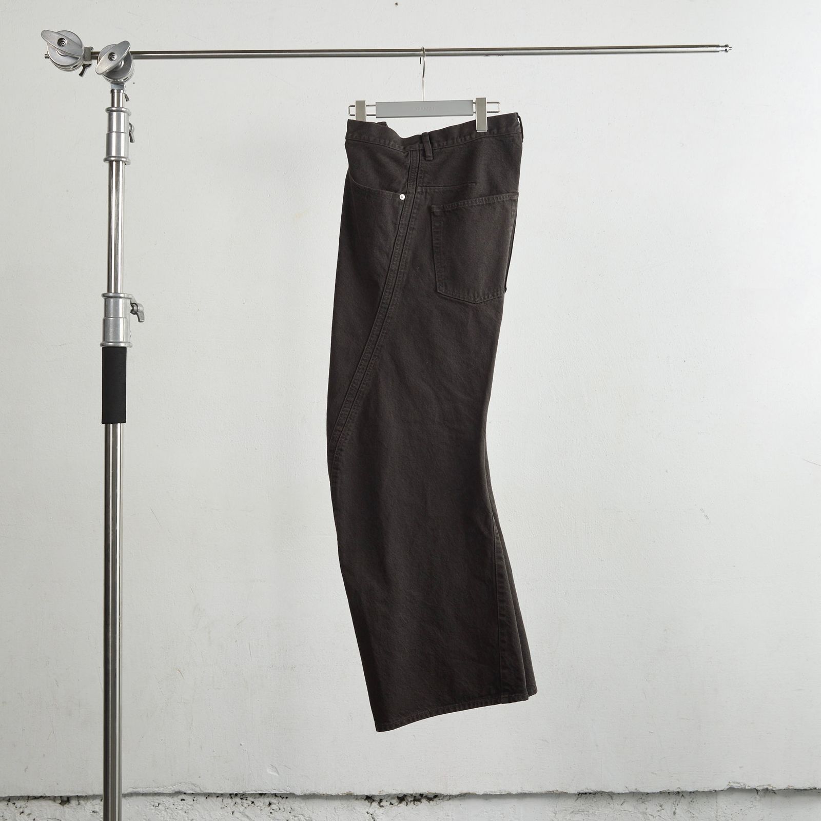 【残りわずか】3D Twisted Wide Leg Jeans