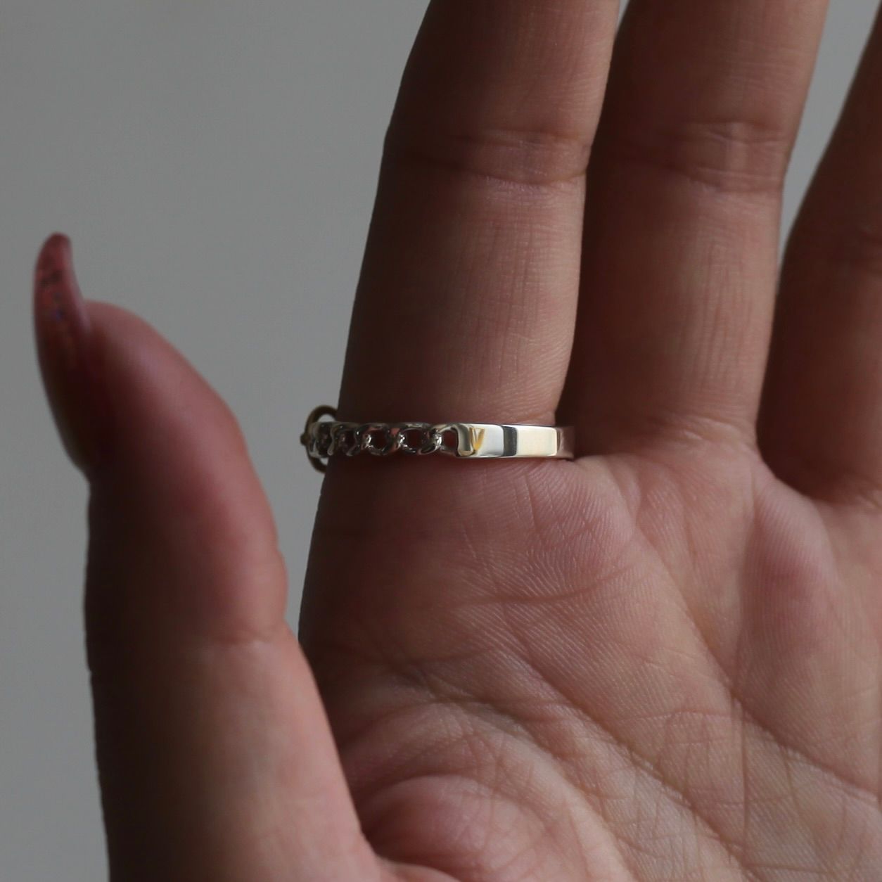 【残り一点】Horse Shoe Buckle Curb Chain Ring(18K POINT)