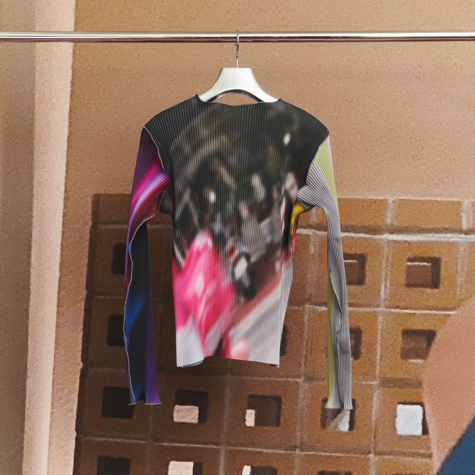 kotohayokozawa - 【残り一点】Graphic Top | ACRMTSM ONLINE STORE