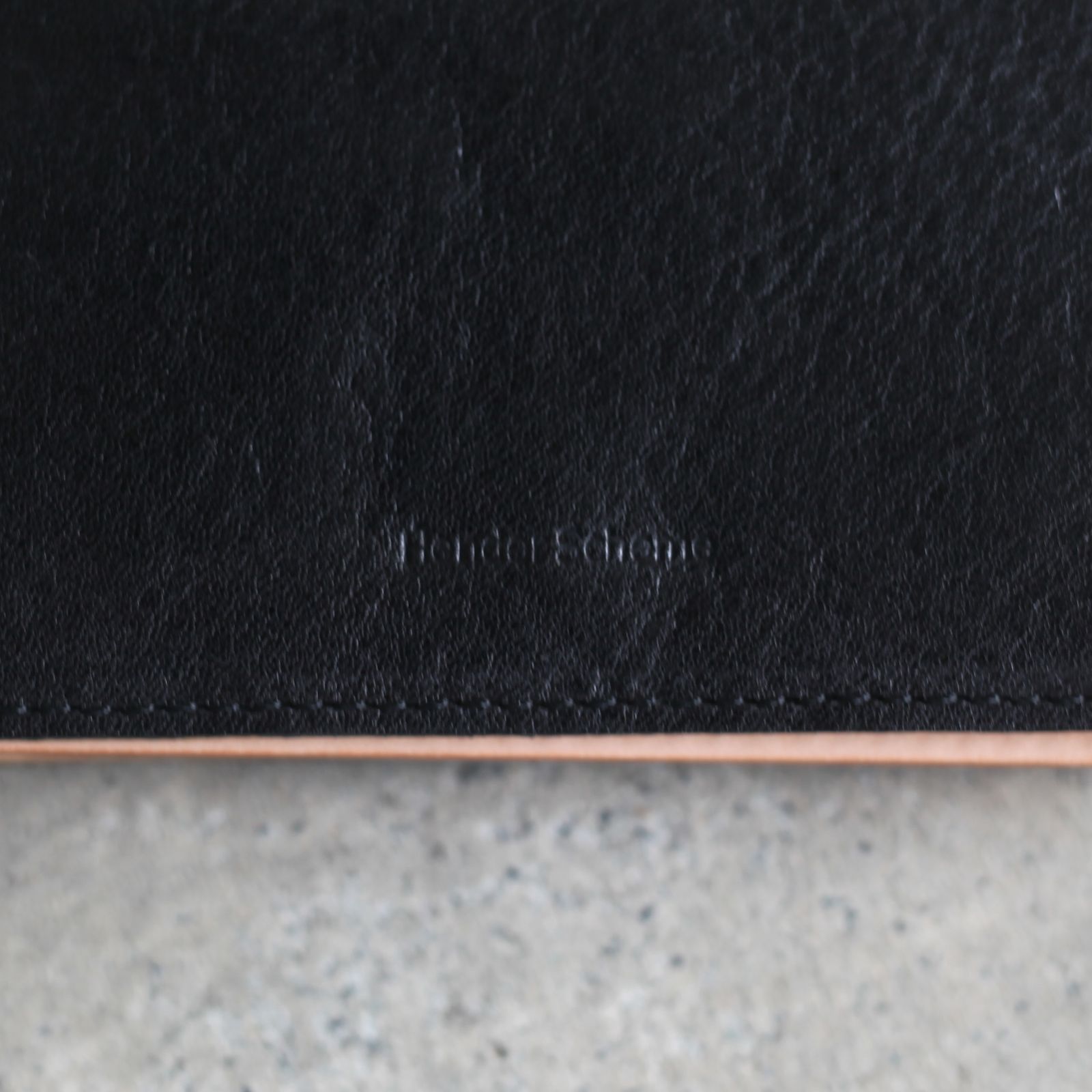 【残りわずか】Multilayered Card Case(BLACK)