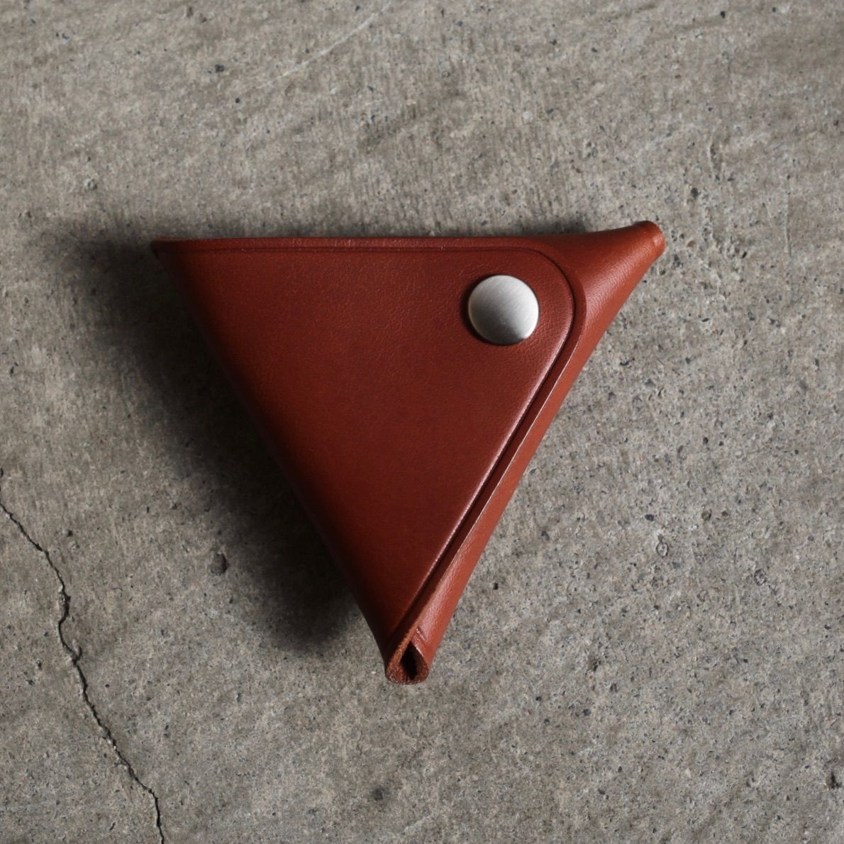 【残りわずか】Triangle Coin Case(BROWN)