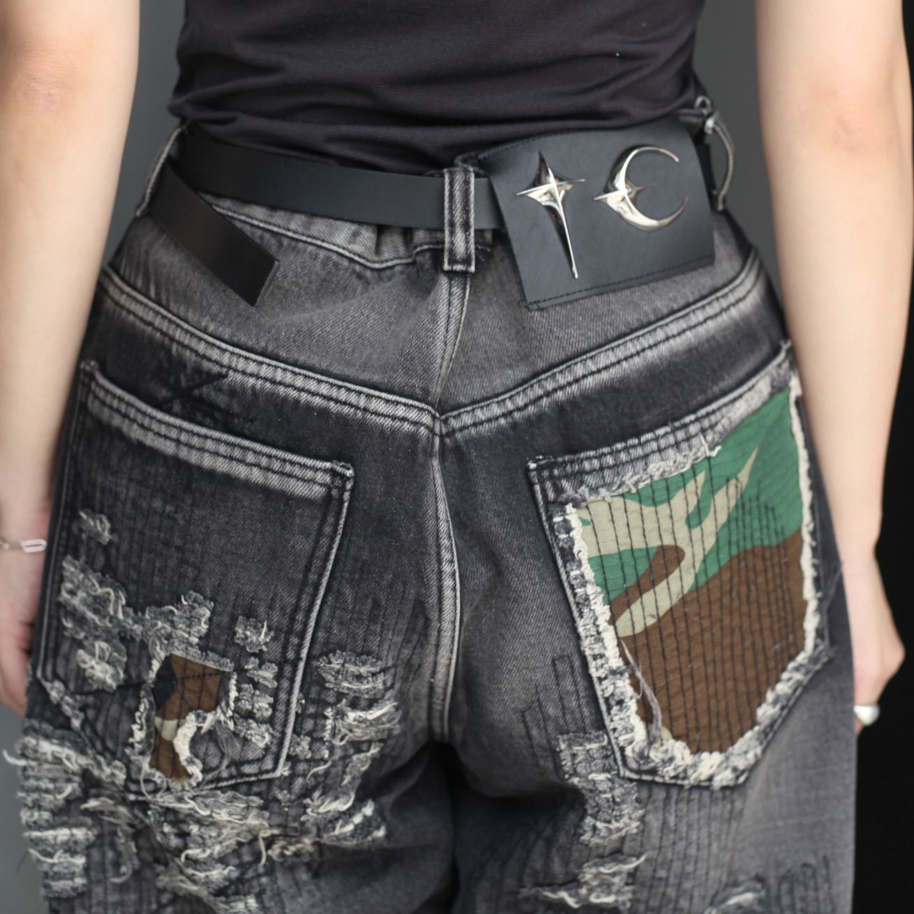 【残り一点】Vintage-Stitched Camo Denim Pants