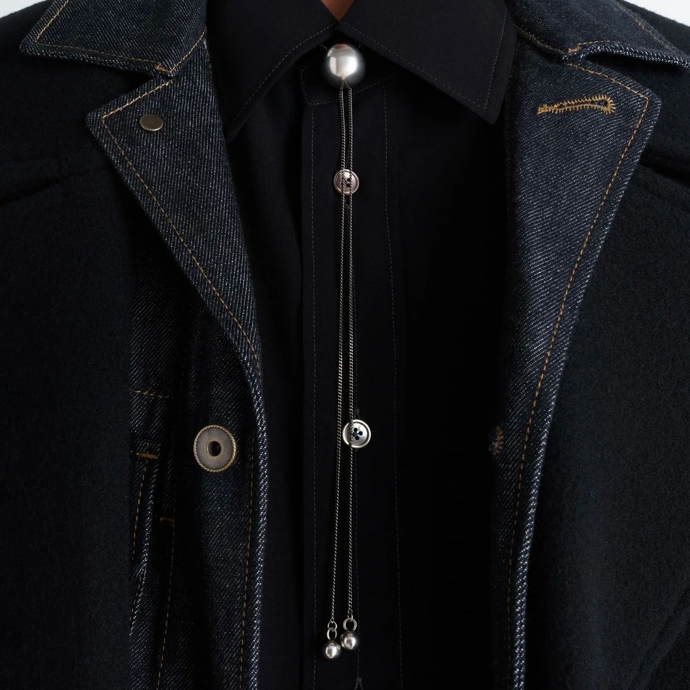 【残り一点】Rattle Bolo Tie