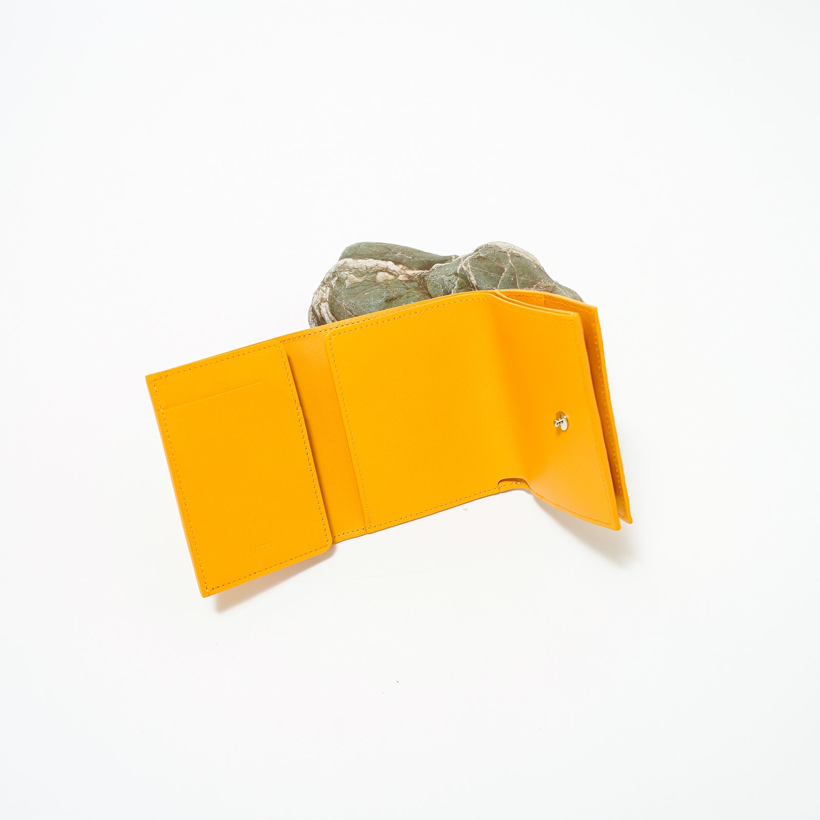 【残りわずか】Cristy Trifold Mini WLT(DIPLO SKY)
