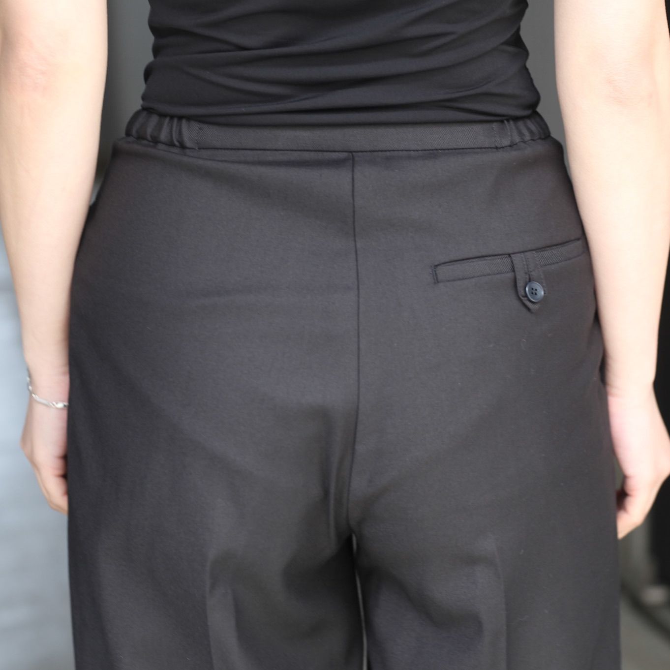 【残り一点】Two Tuck Straight PT