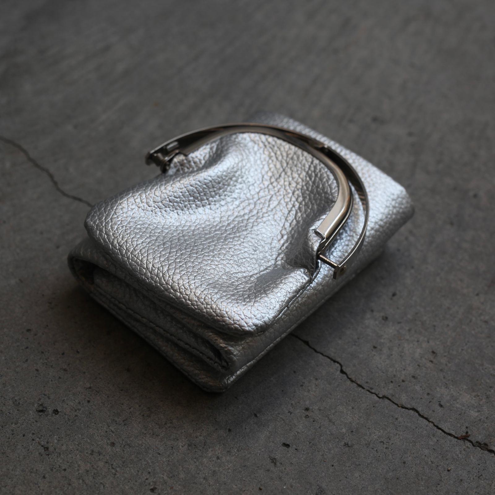 【残り一点】Frame Trifold Wallet(ODD_COW)