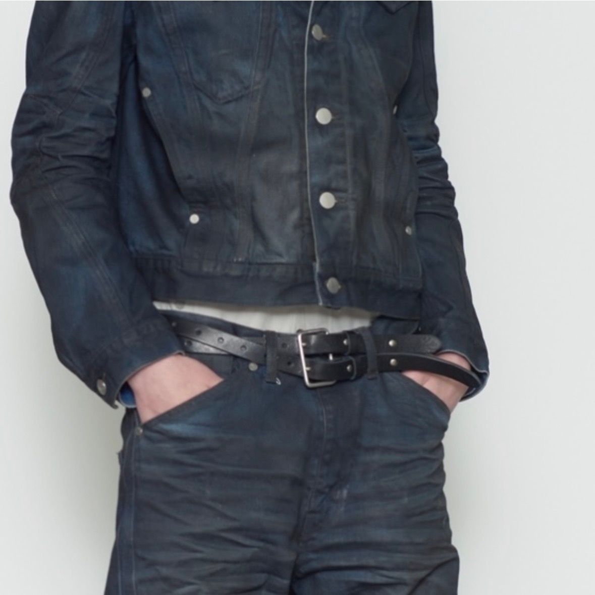 【残りわずか】Studded Double Pin Split Leather Belt