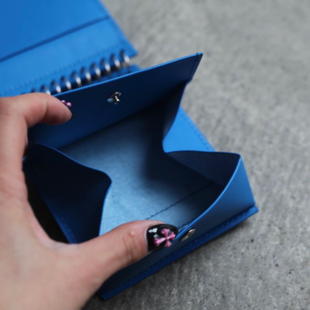 【残り一点】Coil Spring Wallet(MEMO_COW)