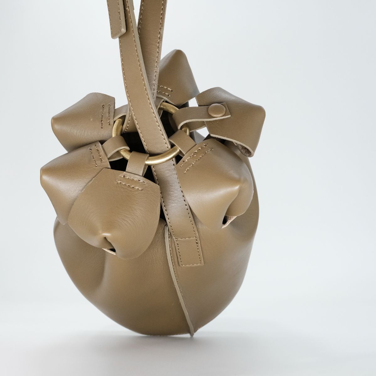 【残り一点】Bridle Shoulder