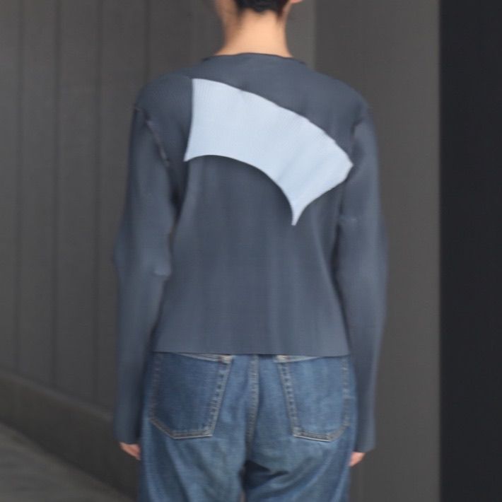 【残り一点】Todo Wave Top Long Sleeve