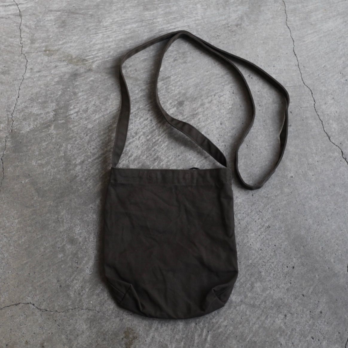 YOKO SAKAMOTO - 【残りわずか】Researcher Bag Small(BLACK