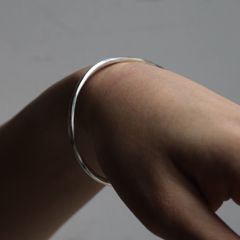 【再販売通知受付可能】Bangle Hook Hammered