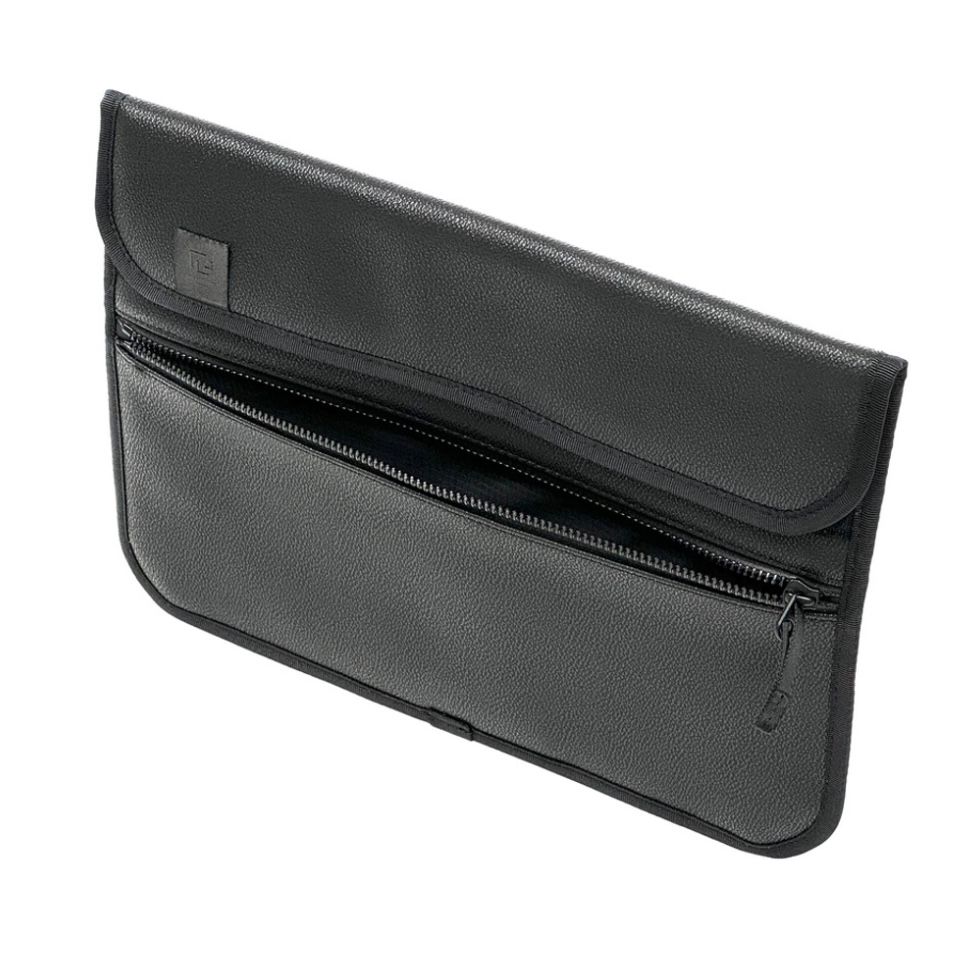 【残り一点】Flap Laptop Case