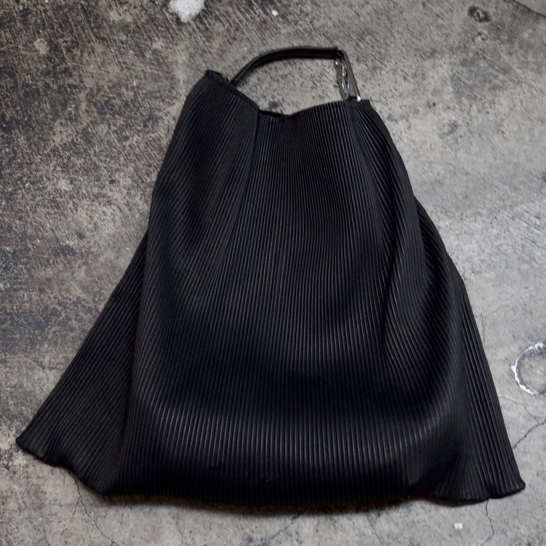 【お取り寄せ注文可能】Pleated Leather Bag