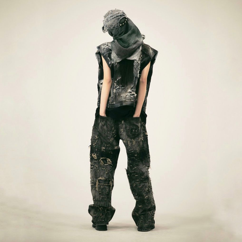 【残り一点】Hard-Washed Damaged Denim Pants