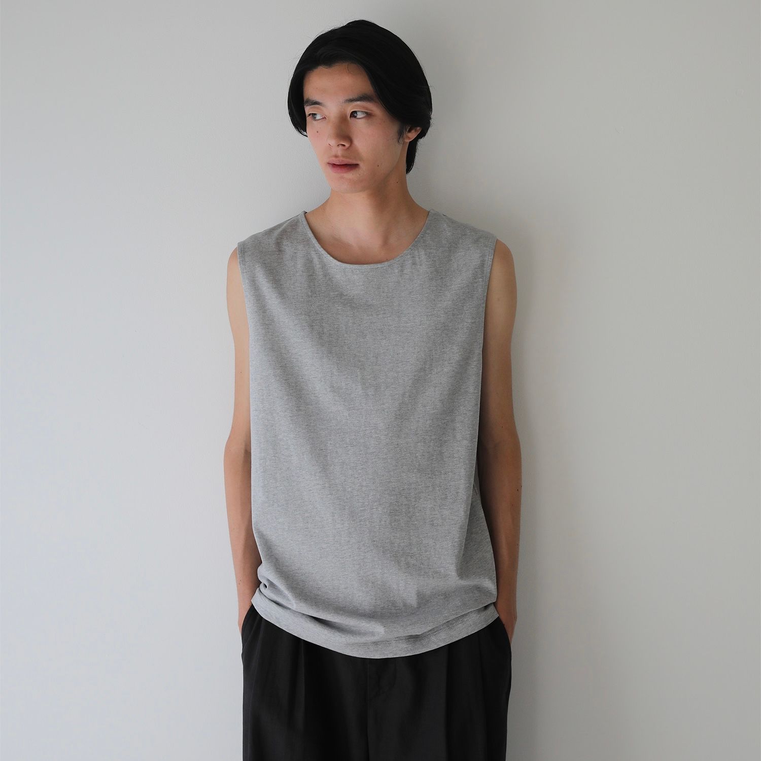 【残り一点】Mellow Sleeveless Tee