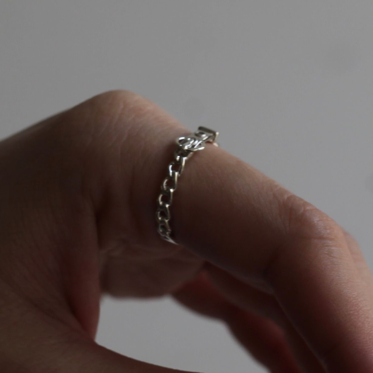 【残り一点】Horse Shoe Buckle Curb Chain Ring