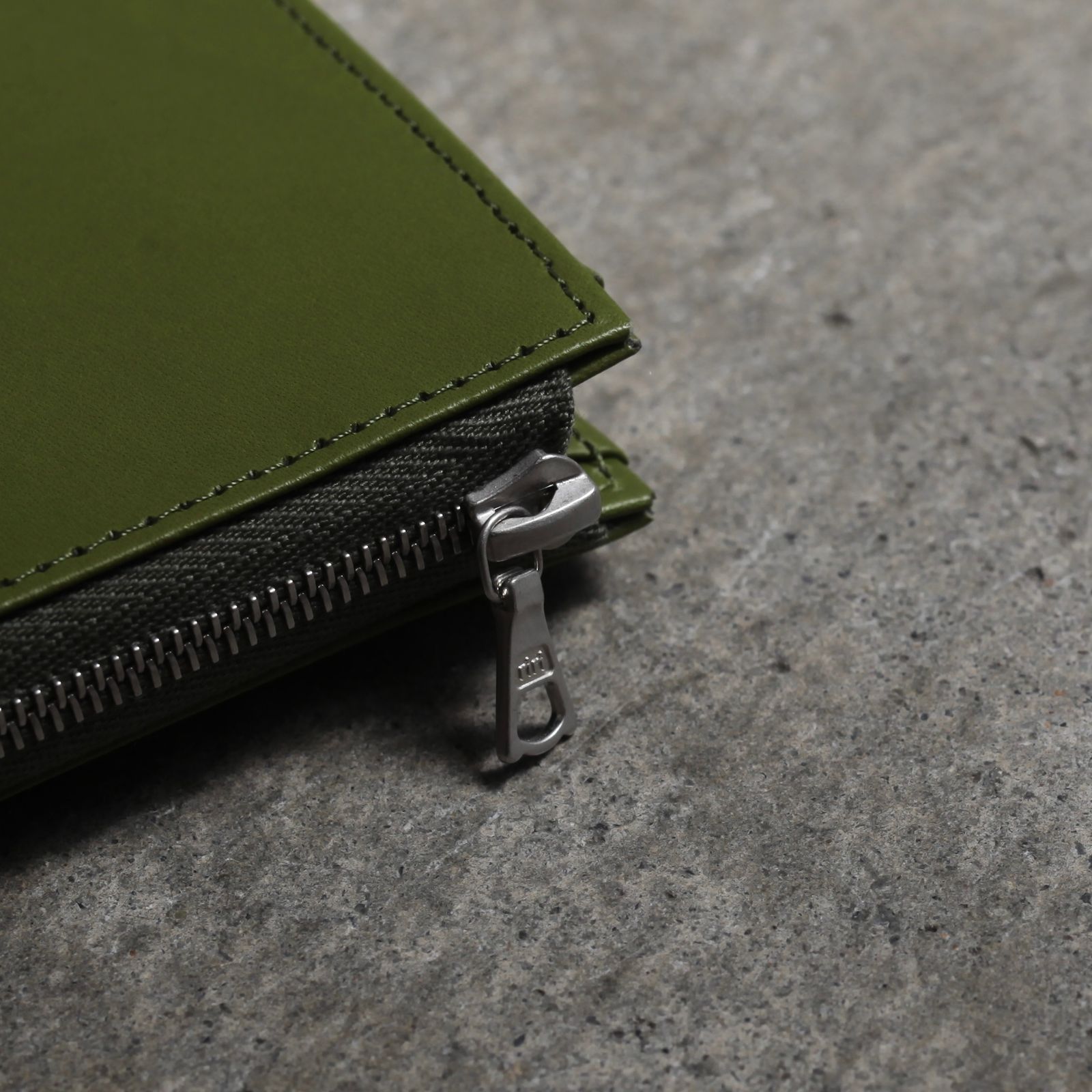 【残り一点】L Zip Purse(KIP)
