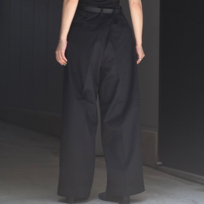 UNIVERSAL PRODUCTS - 【残り一点】2Tuck Wide Chino Trousers