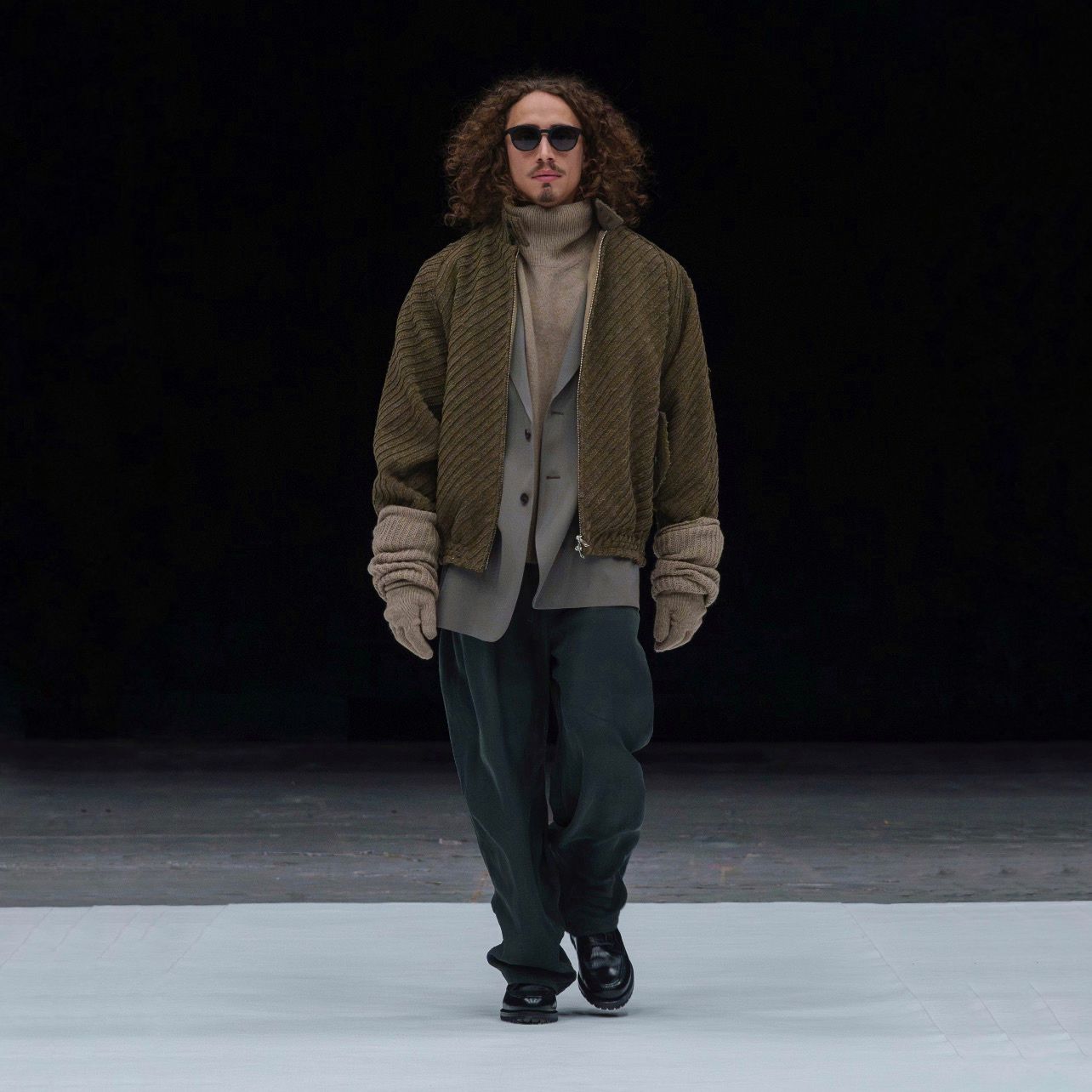 【残り一点】Cashmere Wholegarment Turtleneck Sweater