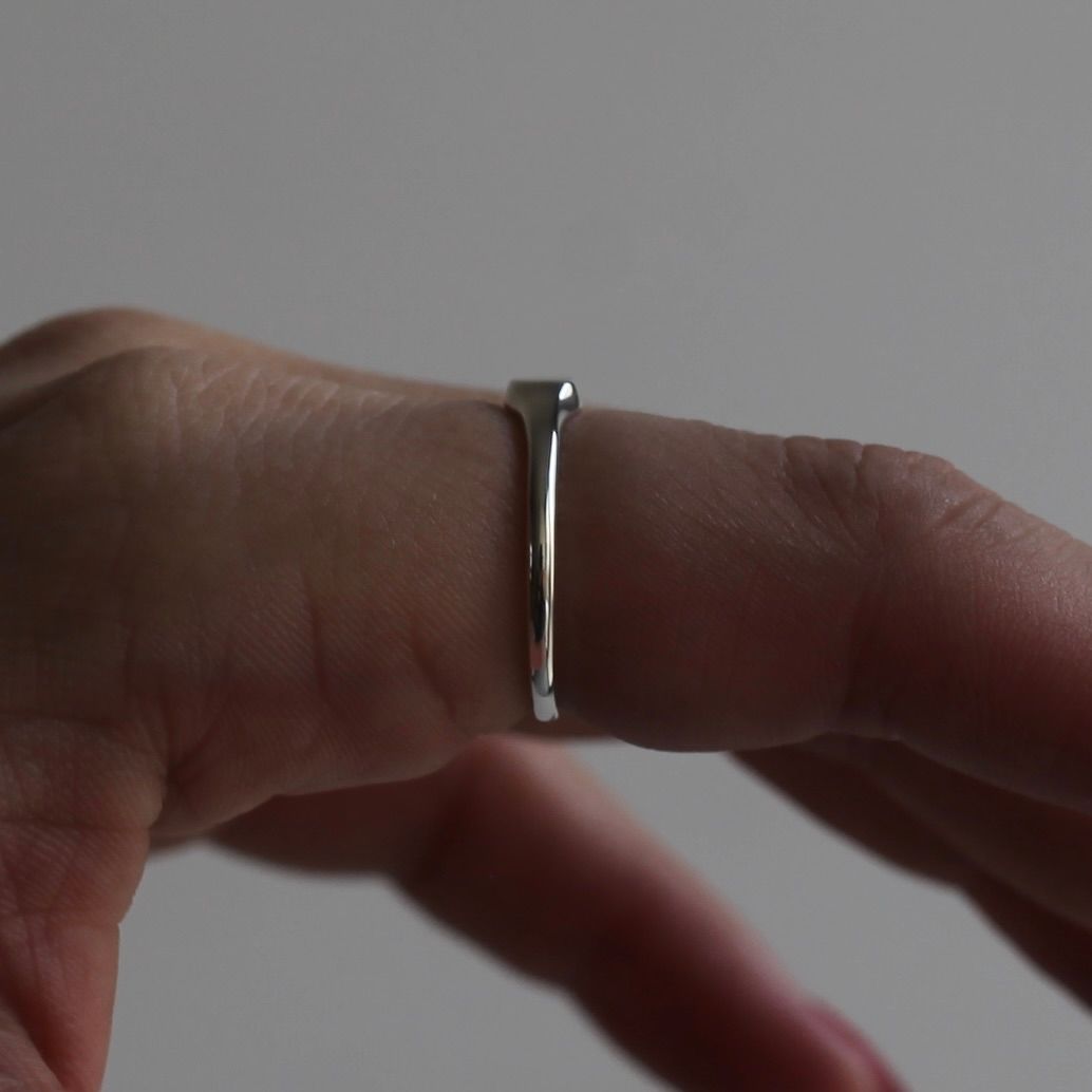 【残り一点】Oval Signet Minimal Ring S(4mm)
