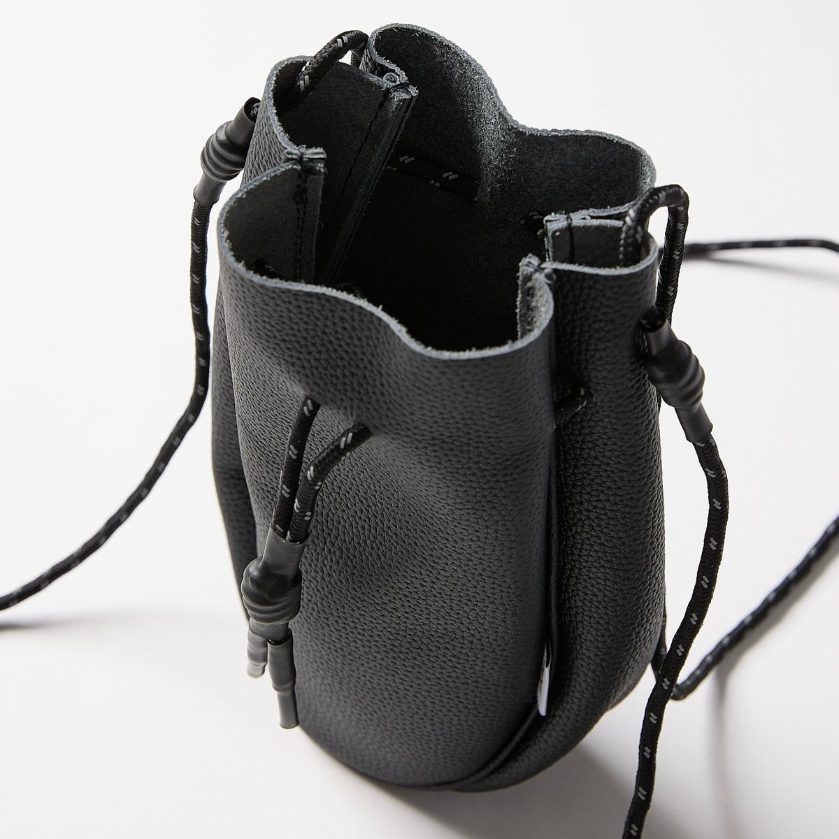 【残り一点】Leather Drawstring Bag