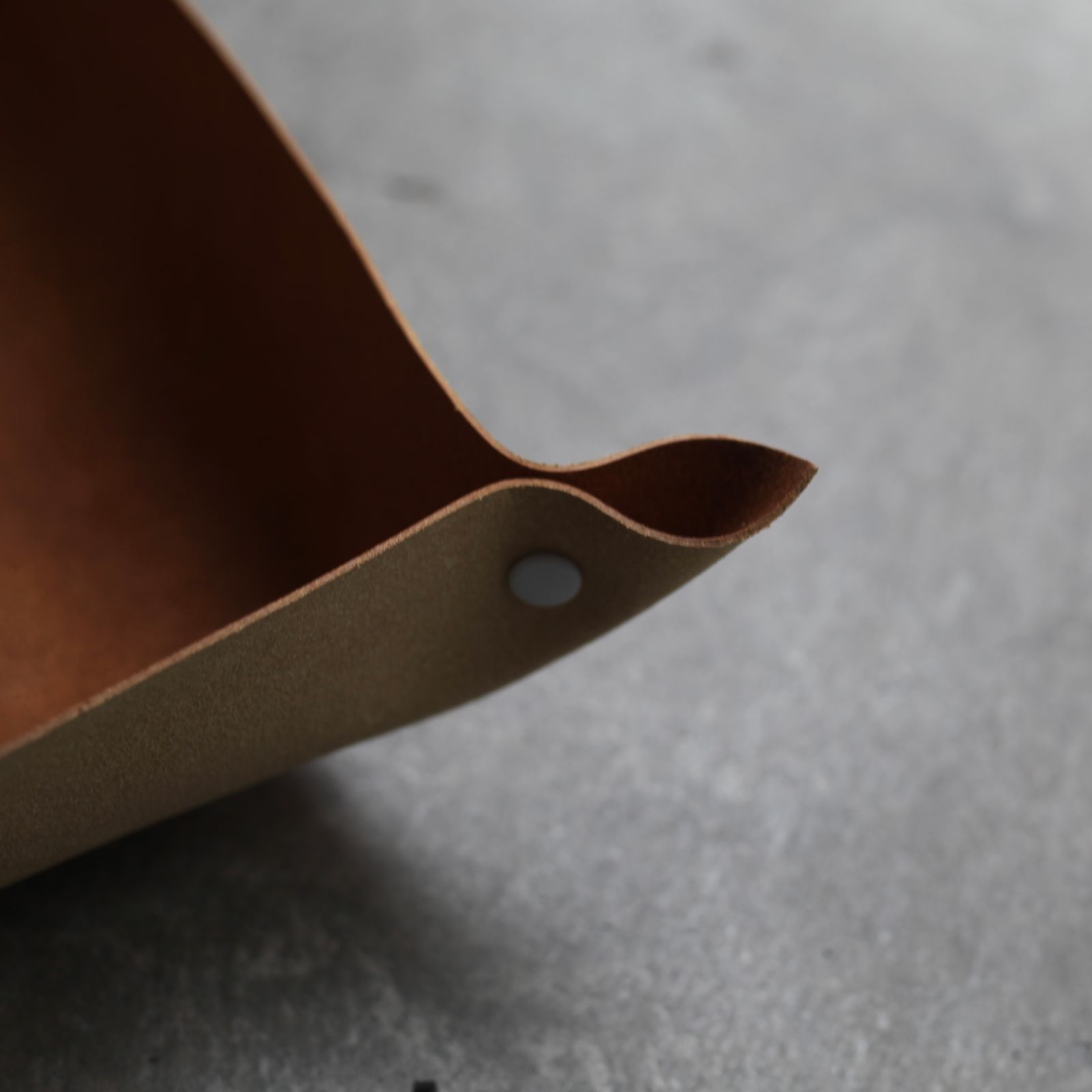 【残り一点】Tray_L