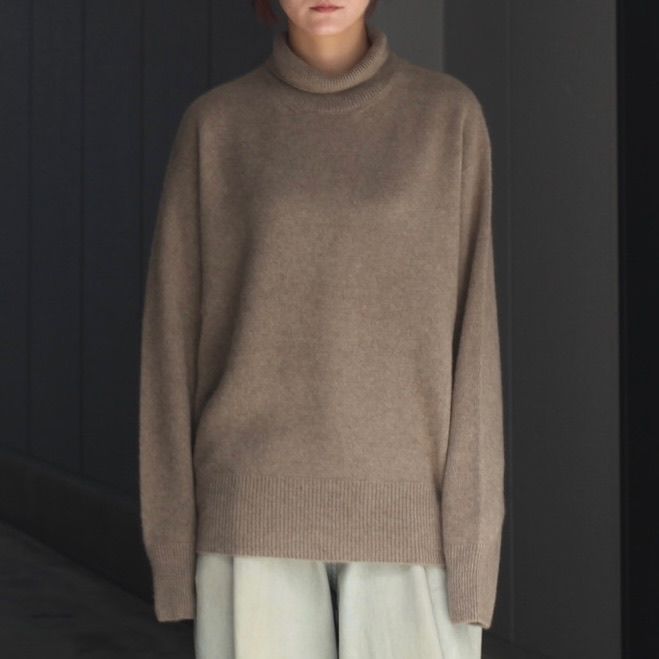 【残り一点】Cashmere Wholegarment Turtleneck Sweater
