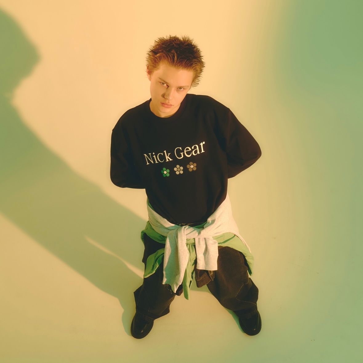 【残り一点】Flower Print Logo Sweat