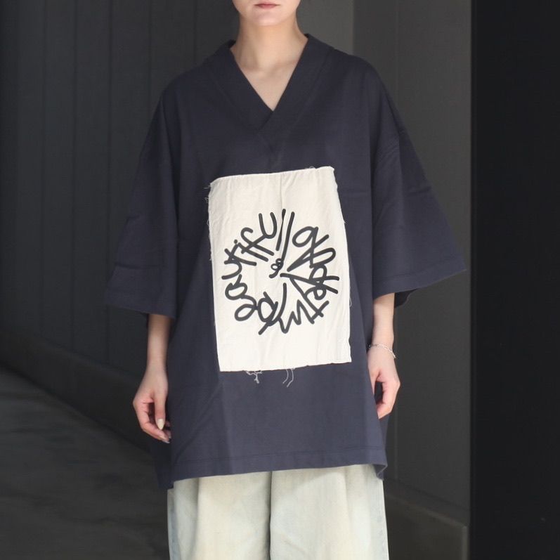 【残り一点】MBLプリントVネックTee