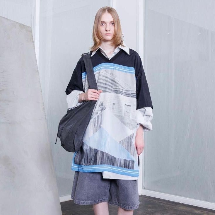 【残り一点】ランドスケープフォトVネックTEE