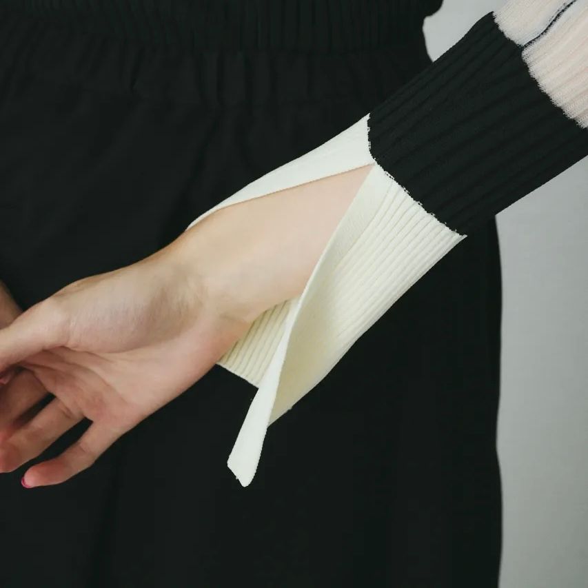 【残り一点】Henley Neck Knit Tops
