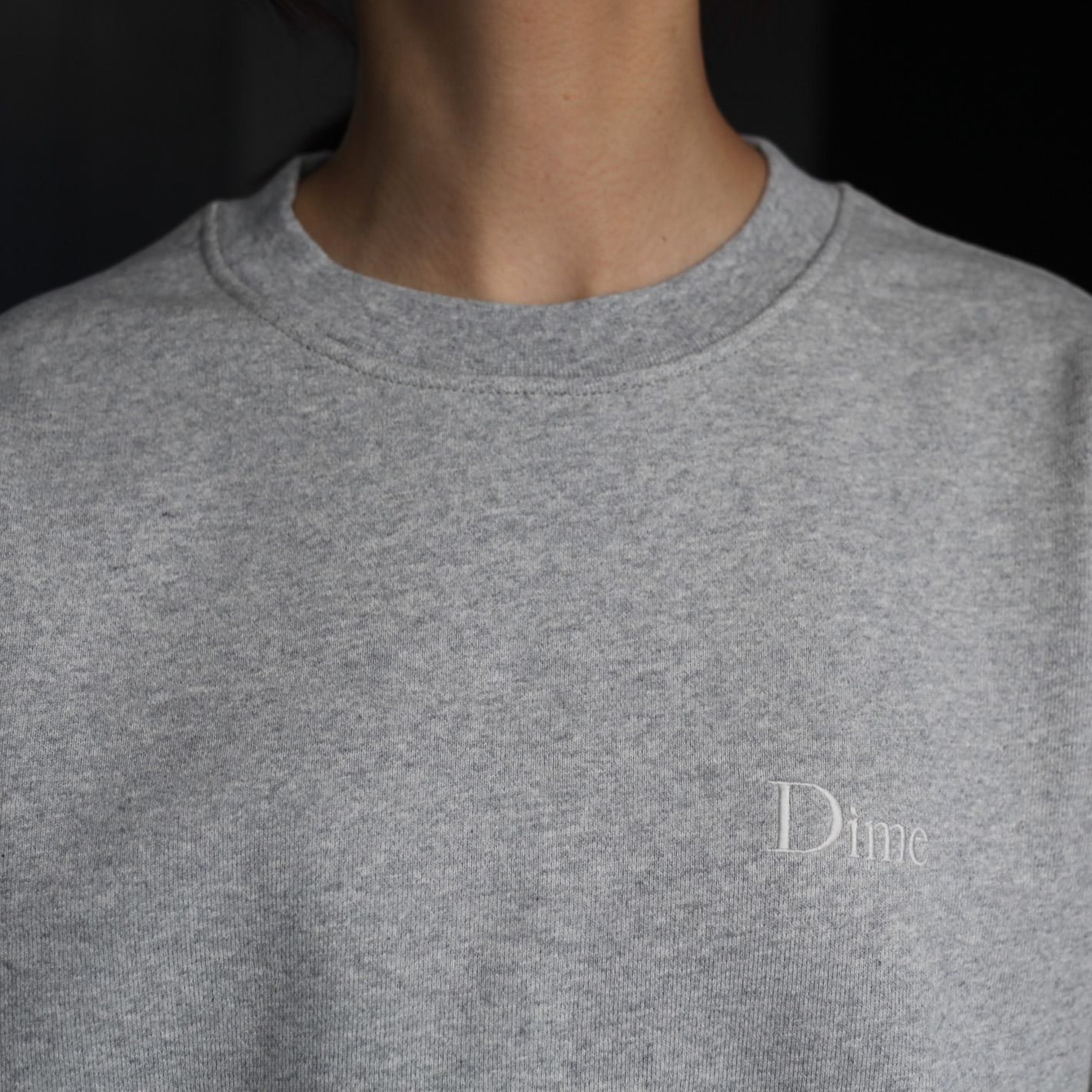 【残りわずか】Classic Small Logo Crewneck