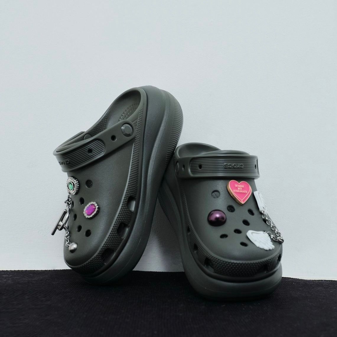 【残りわずか】Crush Clog