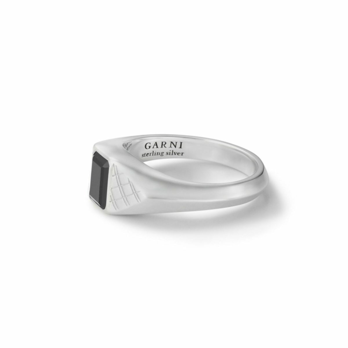 【お取り寄せ注文可能】Shine Pinky Ring(BLACK)