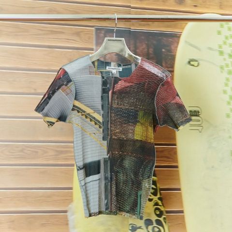 【残り一点】Sheer Graphic Top