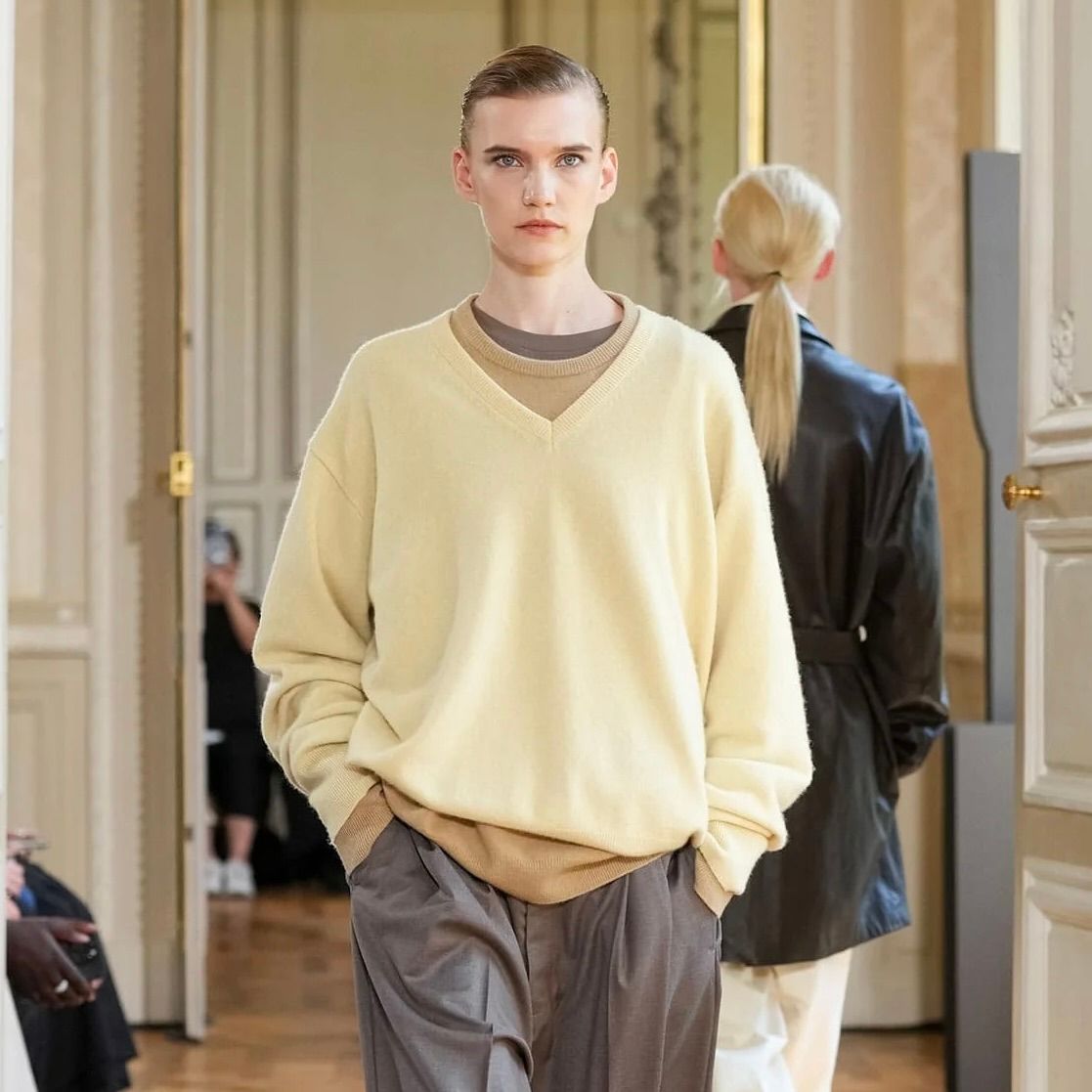 【残り一点】Pure Cashmere Knit V Neck LS