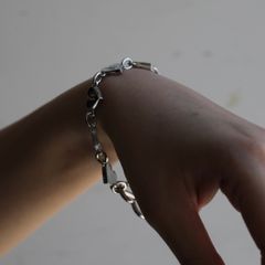 【残り一点】Multiple Logo Bracelet(SILVER)