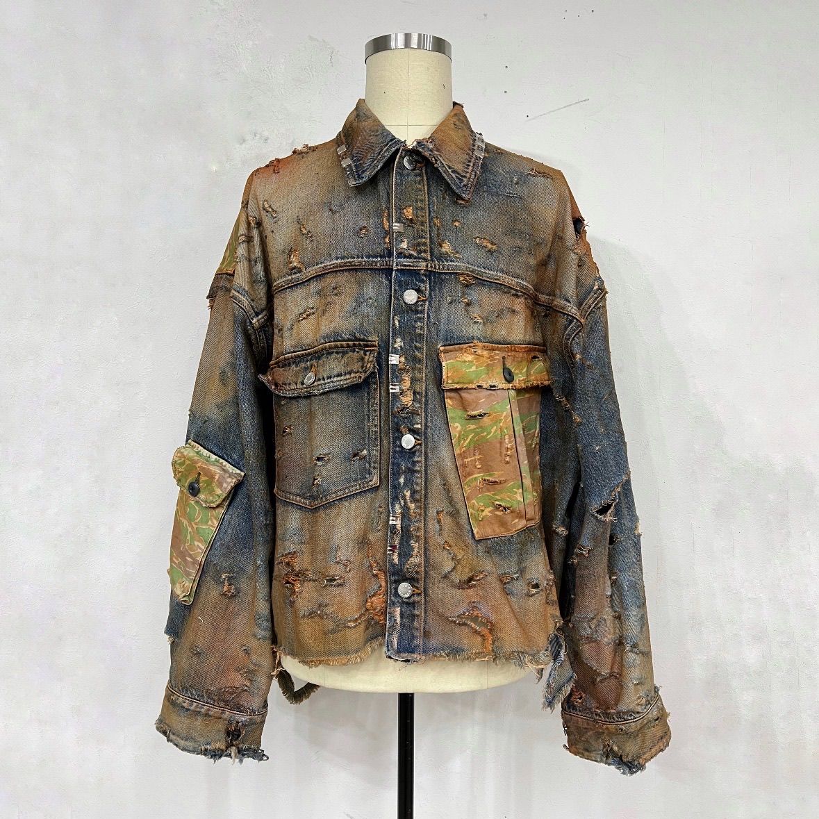 KIDILL - 【残り一点】Destroy Denim Jacket(BIO WASH WITH BLEACH) | ACRMTSM ONLINE  STORE