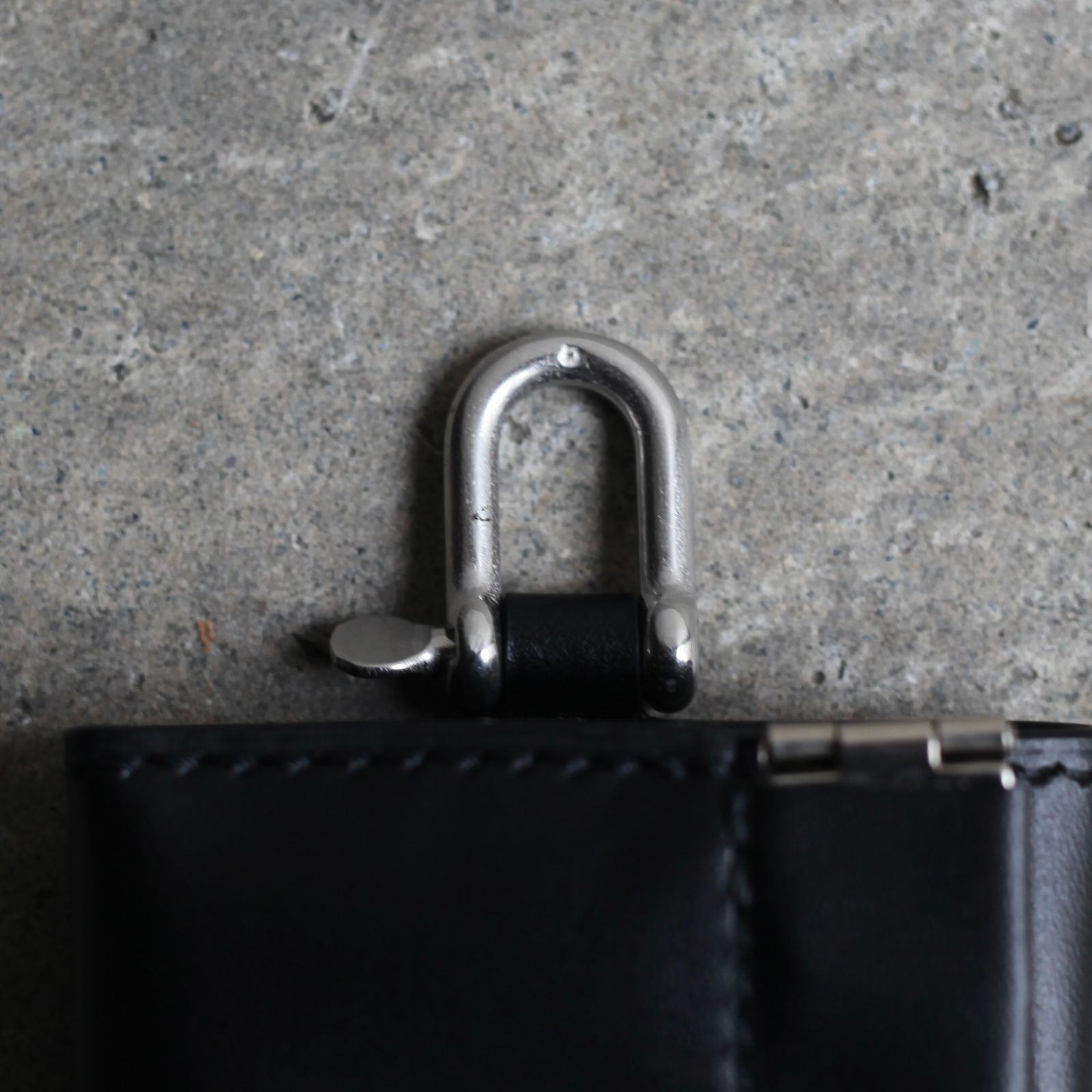【残り一点】Shackle Card & Coin Case(DERRICK)
