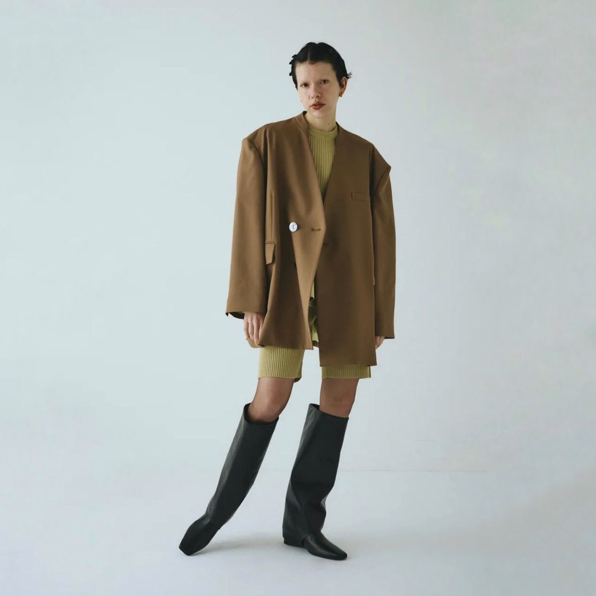 【残り一点】No Collar Over Jacket