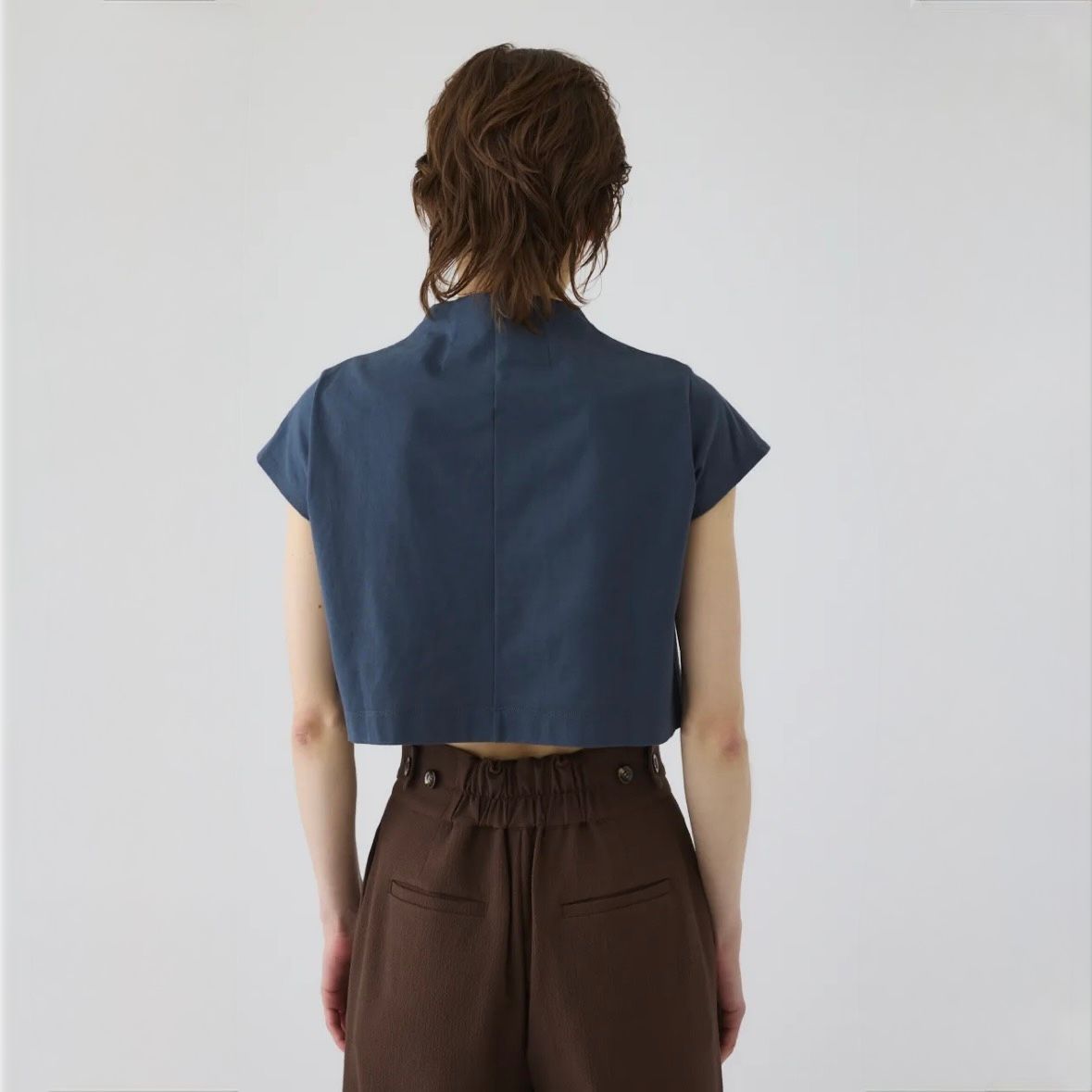 【残り一点】Neck Darts Cut Tops