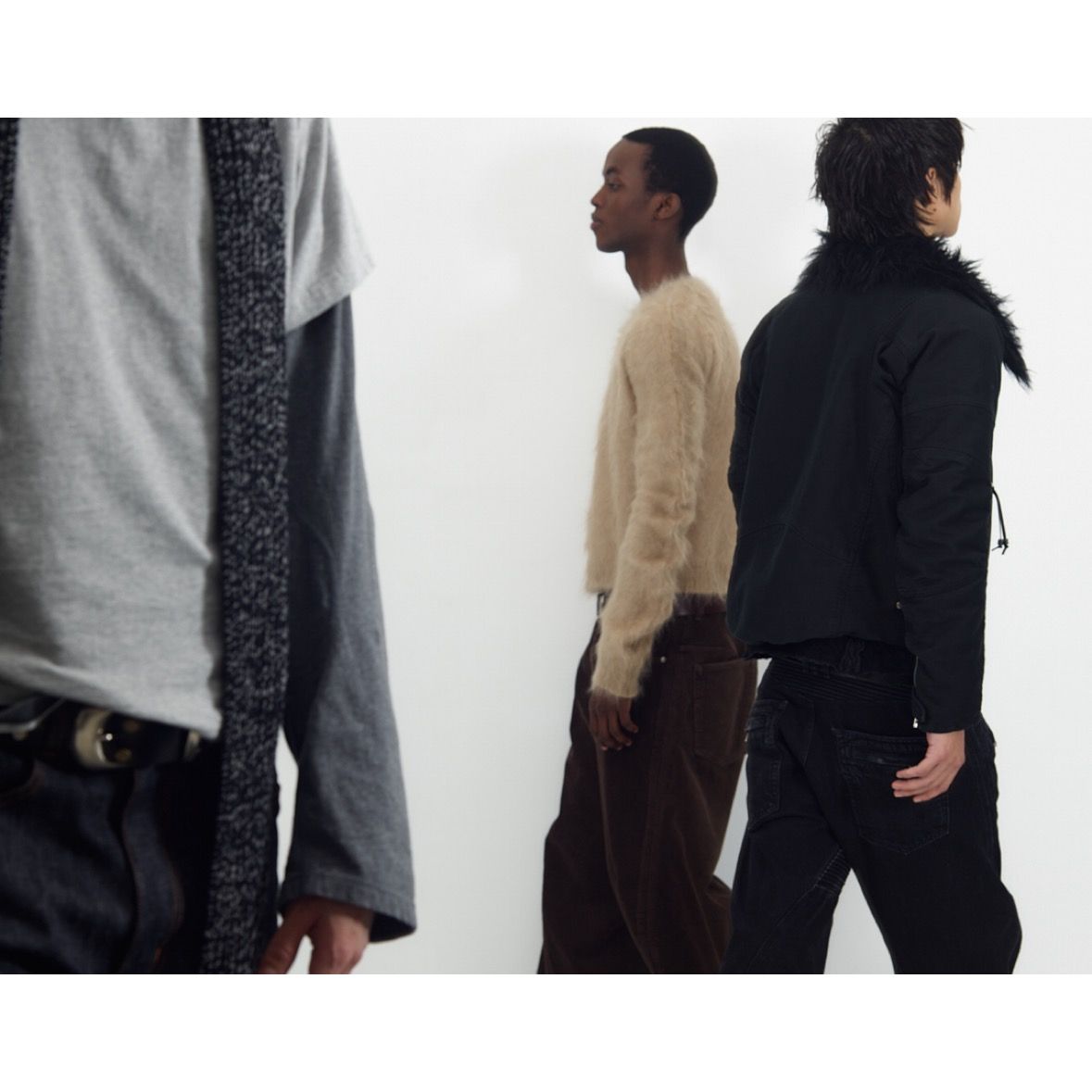 【残り一点】Brushed Mohair V-Neck Sweater