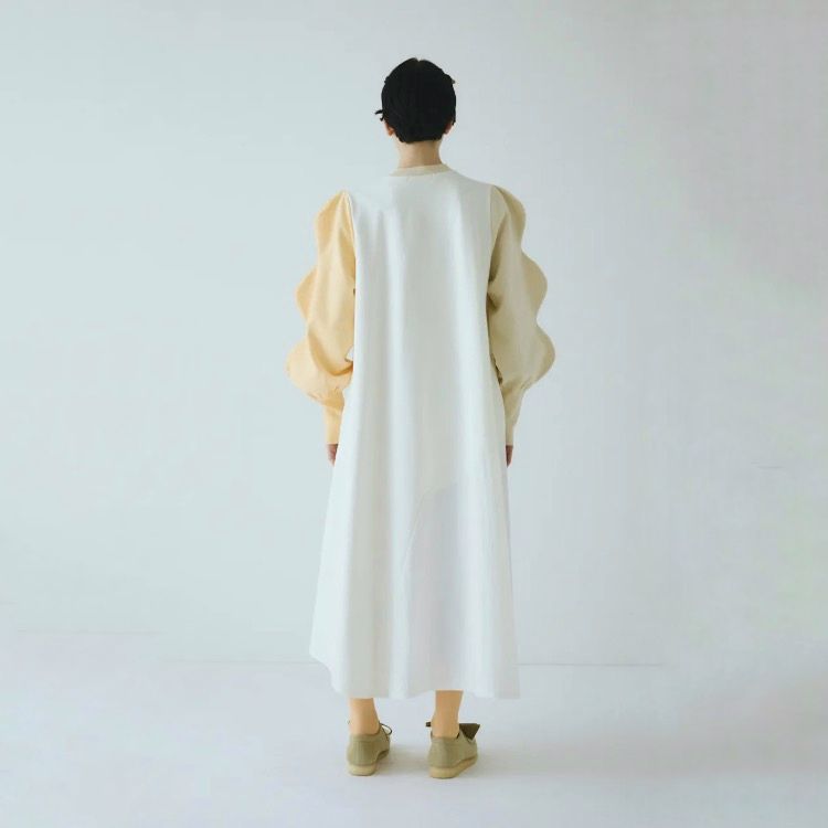 【残り一点】Mountain Sleeve Docking Dress