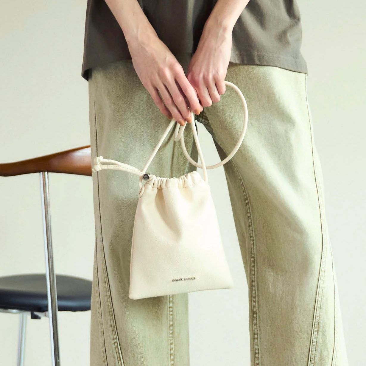 【残り一点】Drawstring Mobile Tote Bag