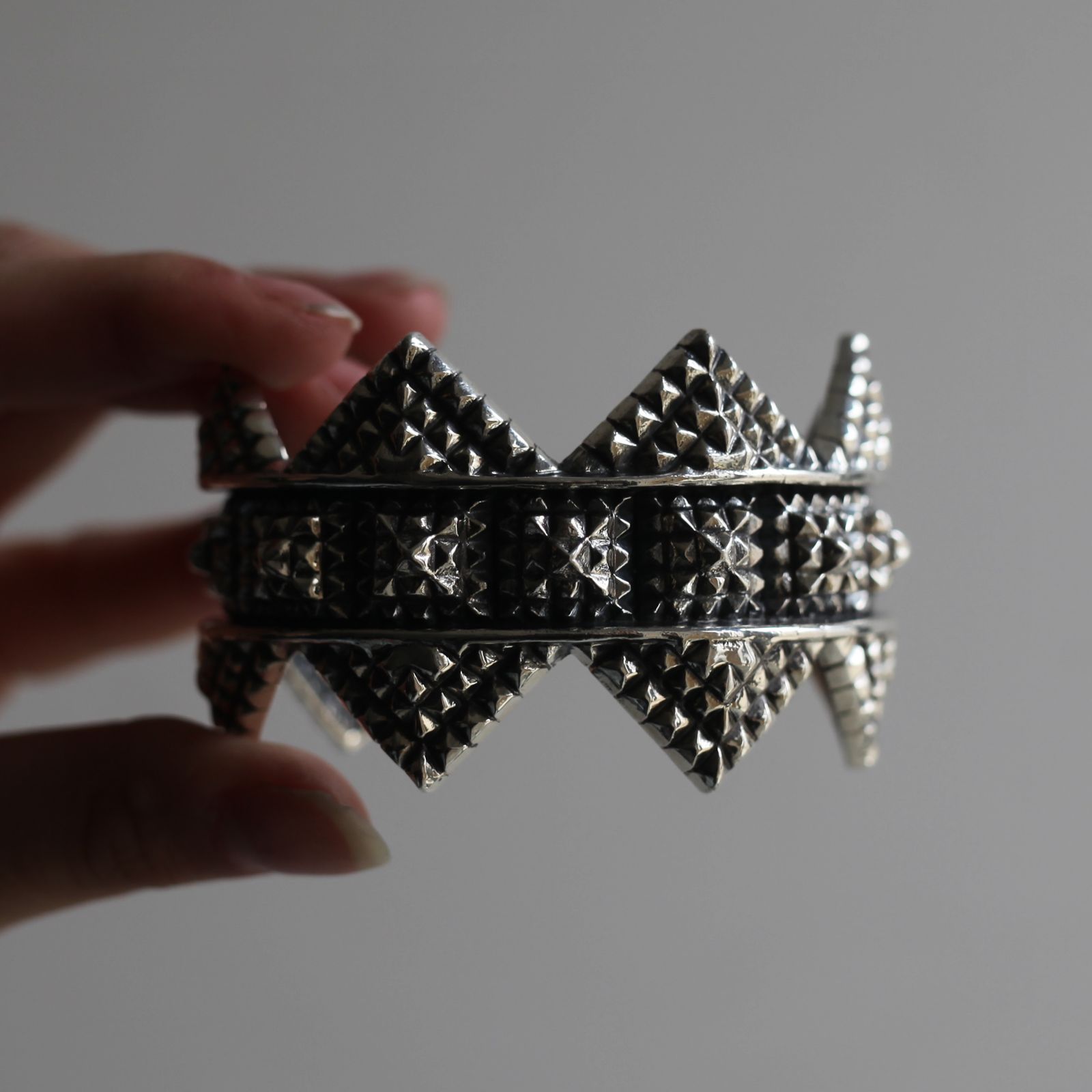 【お取り寄せ注文可能】Triangle E Bangle(SILVER)